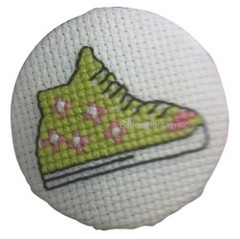 Knap Badges kit sko hvid